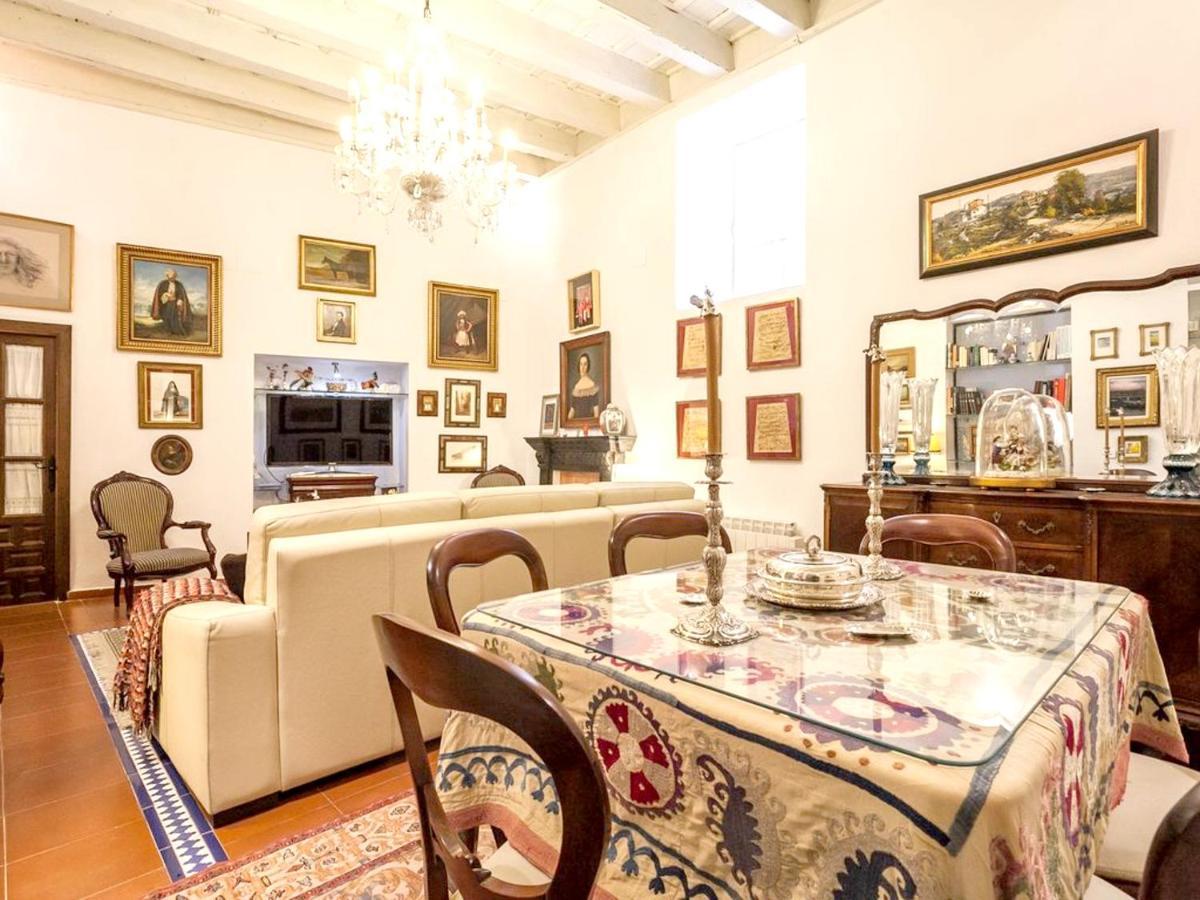 Comfortable House In The Heart Of With Ac. Hébergement de vacances Séville