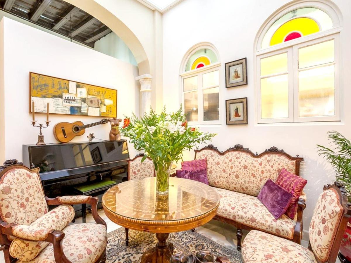 Vakantiehuis Comfortable House In The Heart Of With Ac. *